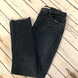 Levi’s mid rise skinny jeans, size 29